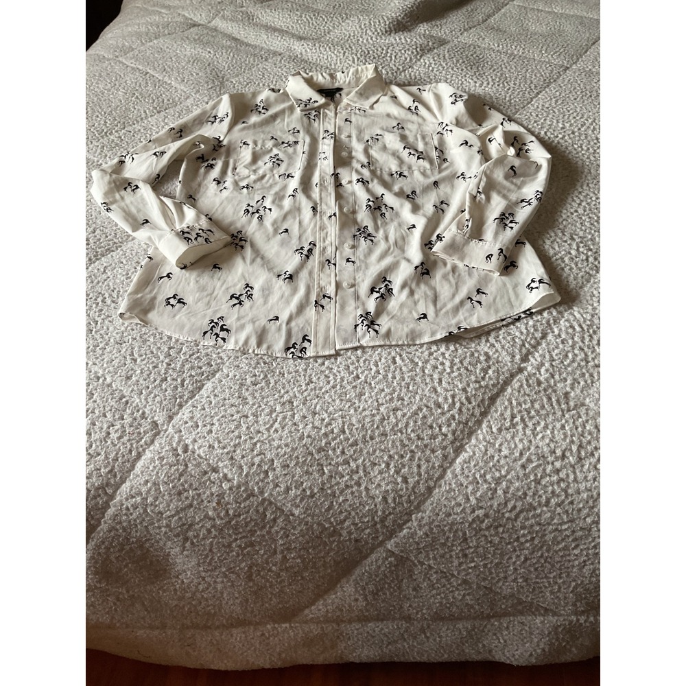 RW&CO Button Up Blouse Womens Small White Excellent Horse Print Long Sleeve Top
